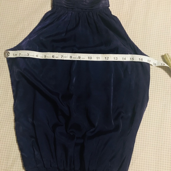 Elle halter neck party wear top - Picture 2 of 6